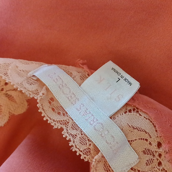 Victoria's Secret Silk Pink Ruffle Hem Nightgown Slip. Size L - Picture 17 of 17